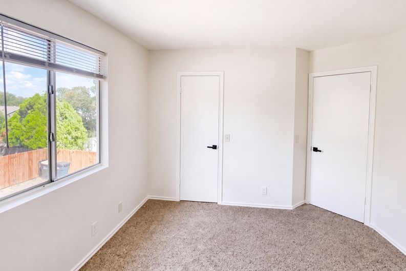 Photo 10 of 20 of 13800 Spring Heath Rd, Pflugerville, TX