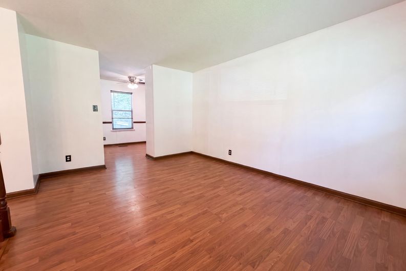 Photo 11 of 24 of 3108 Cobblestone Dr, Birmingham, AL