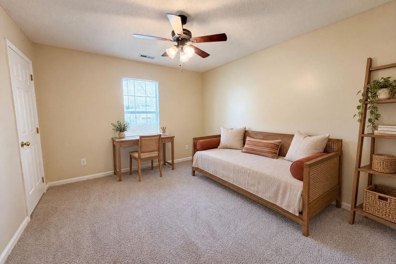 Photo 9 of 16 of 12525 Panthersville Dr, Charlotte, NC