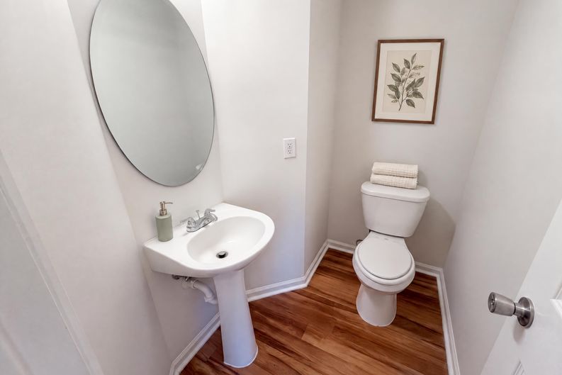 Photo 31 of 61 of 152 Woodcote Dr, Gaston, SC