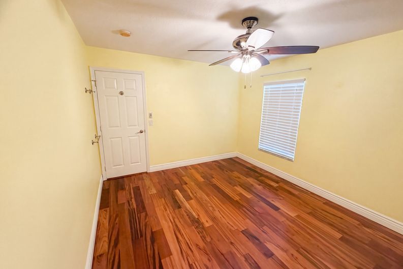 Photo 4 of 33 of 2902 Serenity Cir S, Fort Pierce, FL