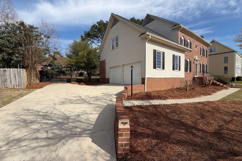 Photo 33 of 37 of 127 Genessee Valley Rd, Columbia, SC