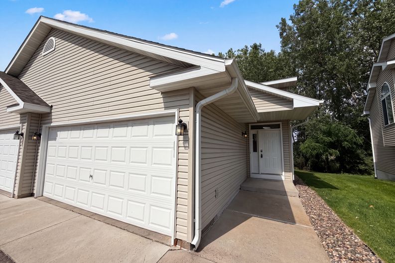 Photo 17 of 19 of 5317 140th Ave NW, Ramsey, MN