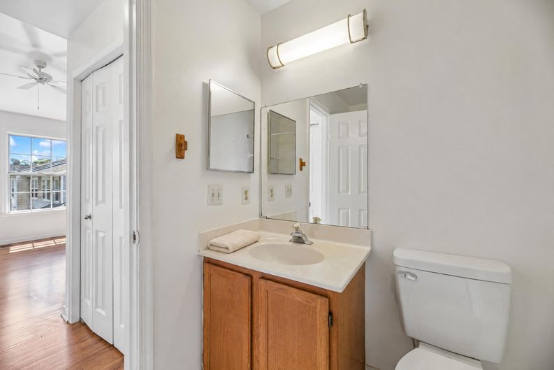 Photo 7 of 48 of 11128 Stagestone Way, Manassas, VA