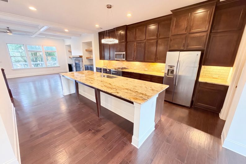 Photo 10 of 44 of 2256 Royal Vineyard Ln SE, Smyrna, GA