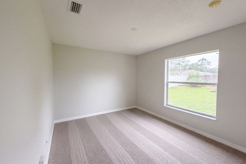 Photo 10 of 29 of 18 Rolland Ln, Palm Coast, FL