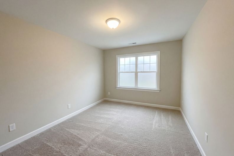 Photo 12 of 17 of 6412 Pleasant Creek Ct, Raleigh, NC