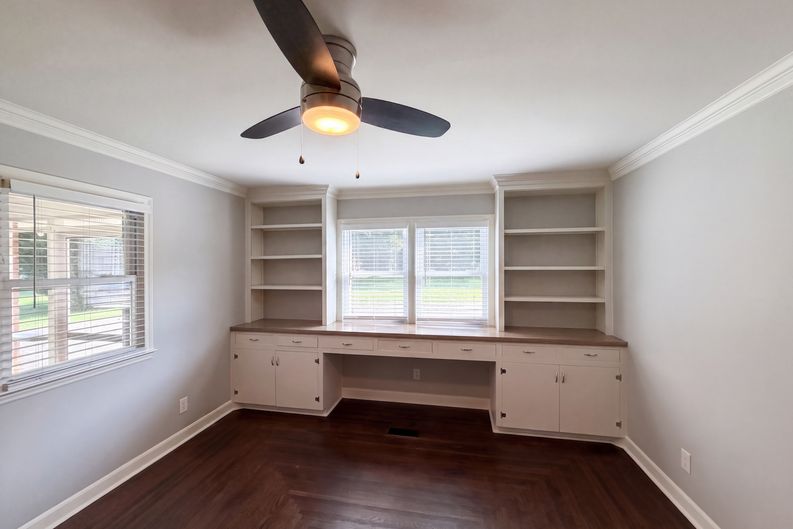 Photo 8 of 16 of 5630 S New Hope Rd, Belmont, NC