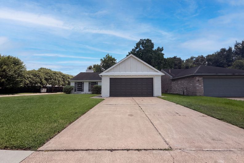 Photo 16 of 19 of 21403 Park Bishop Dr, Katy, TX