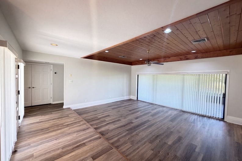 Photo 9 of 22 of 109 Tuxford Dr, Haines City, FL