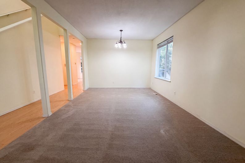 Photo 9 of 21 of 8348 SE 140th Ct, Portland, OR