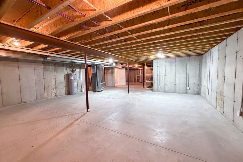 Photo 14 of 20 of 217 Emerald Way W, Granite City, IL