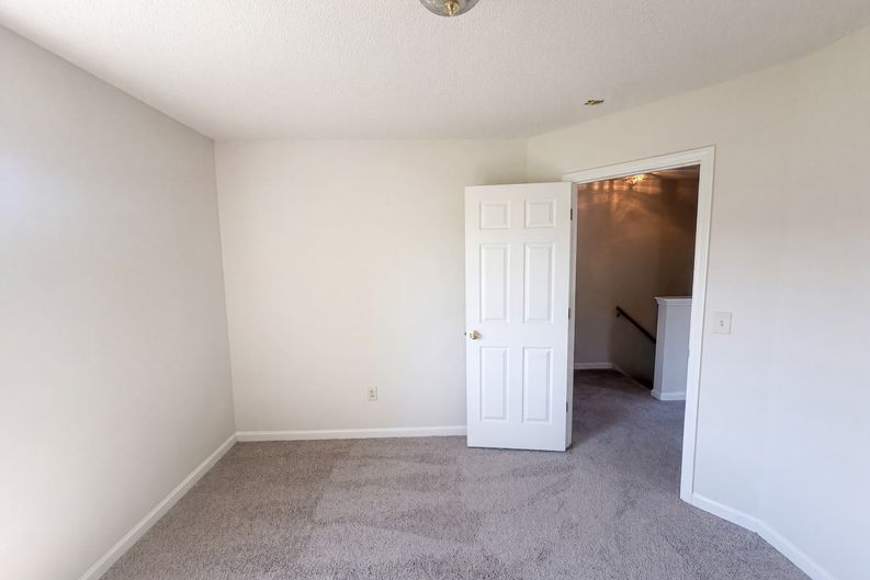 Photo 16 of 24 of 3807 Fig Leaf Ct, Greensboro, NC