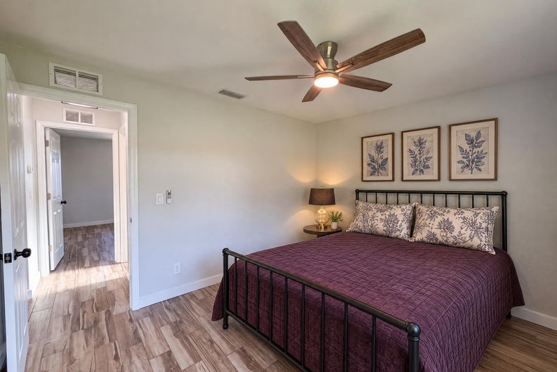 Photo 10 of 20 of 789 Little Pine Dr, South Daytona, FL