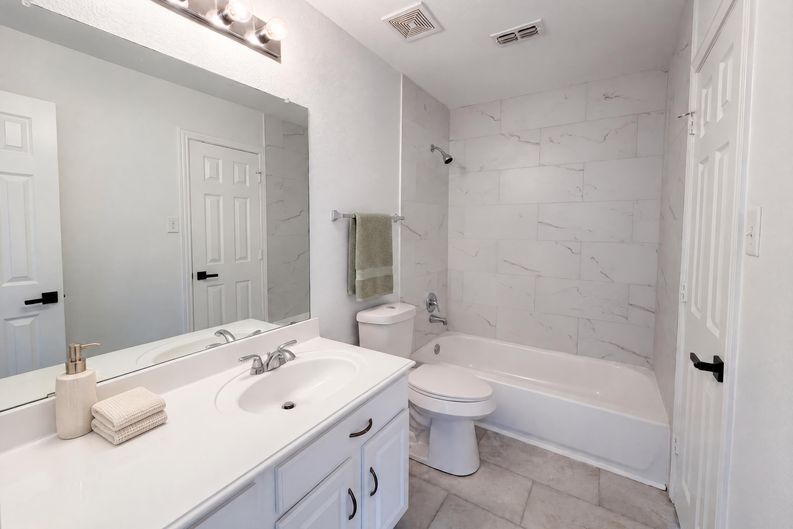 Photo 15 of 23 of 3853 Wintergreen Dr, Plano, TX