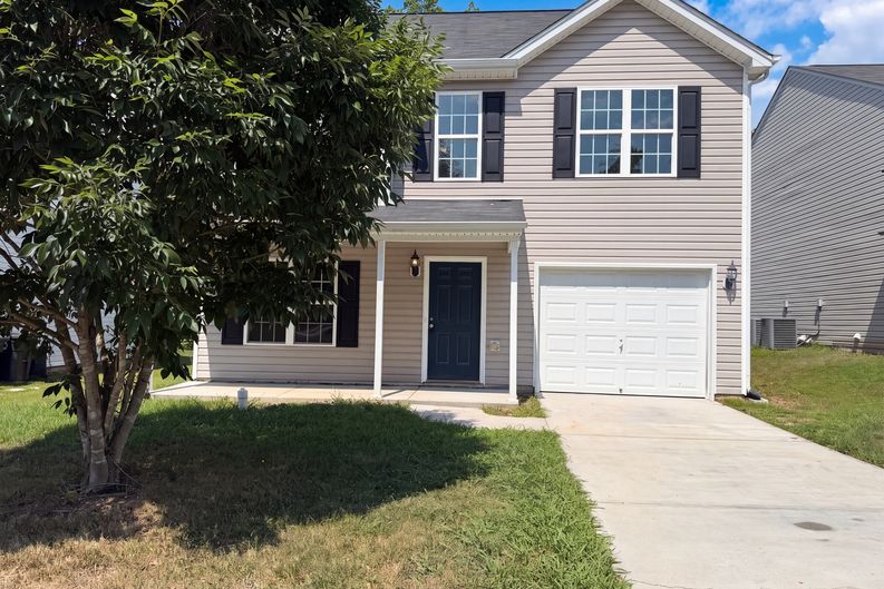 Photo 20 of 24 of 4655 Chapel Ridge Dr, Greensboro, NC