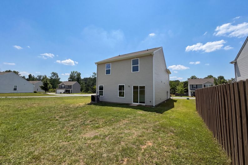 Photo 5 of 22 of 1270 Winding Creek Rd, Salisbury, NC