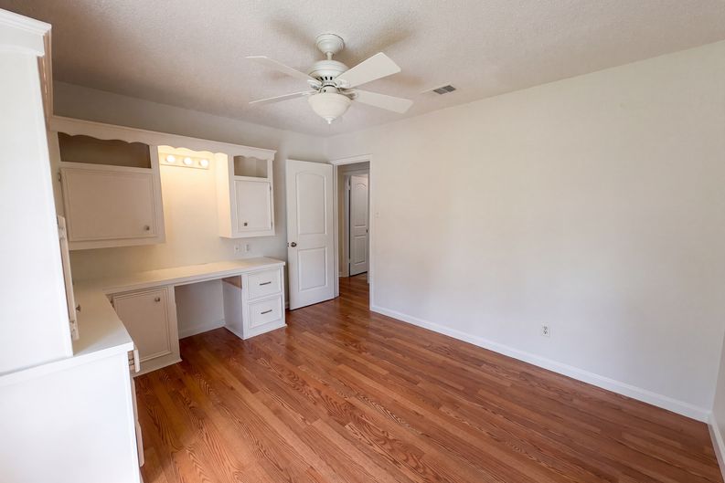 Photo 18 of 22 of 203 Frost Creek Ave, Groesbeck, TX
