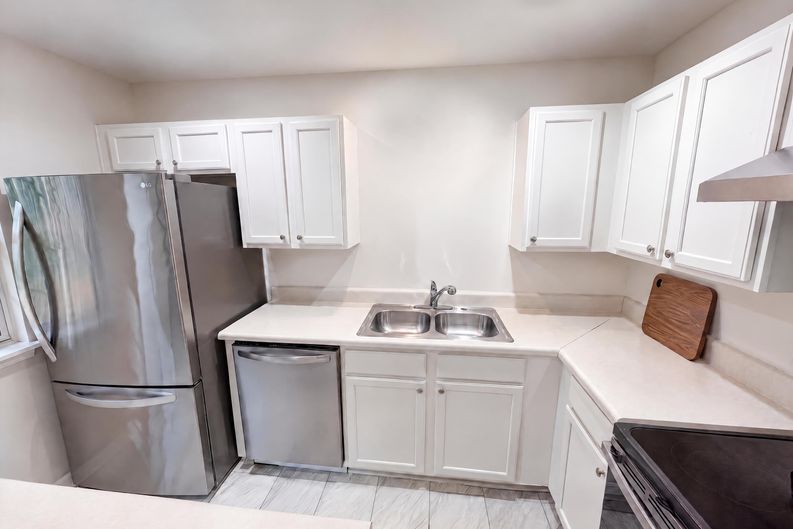 Photo 6 of 20 of 4165 Birch Leaf Ct, Charlotte, NC