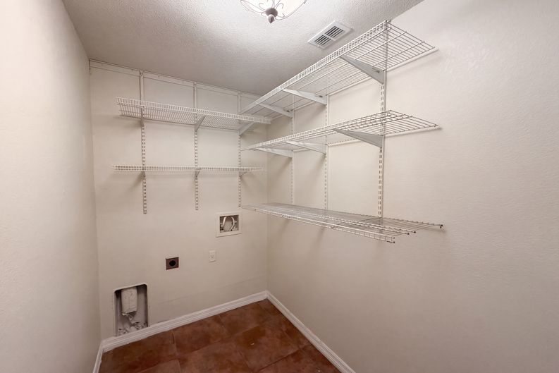 Photo 11 of 21 of 6536 Horizon Point Dr, Lakeland, FL