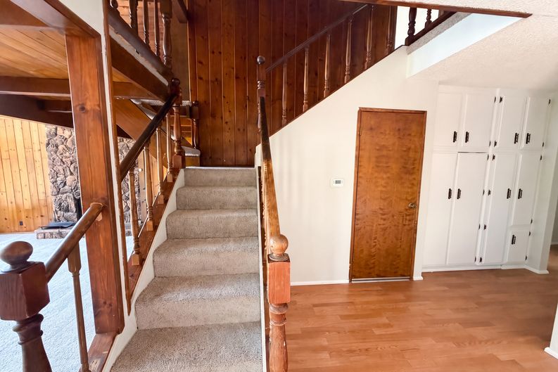 Photo 25 of 37 of 22360 Briarwood Ln, Crestline, CA