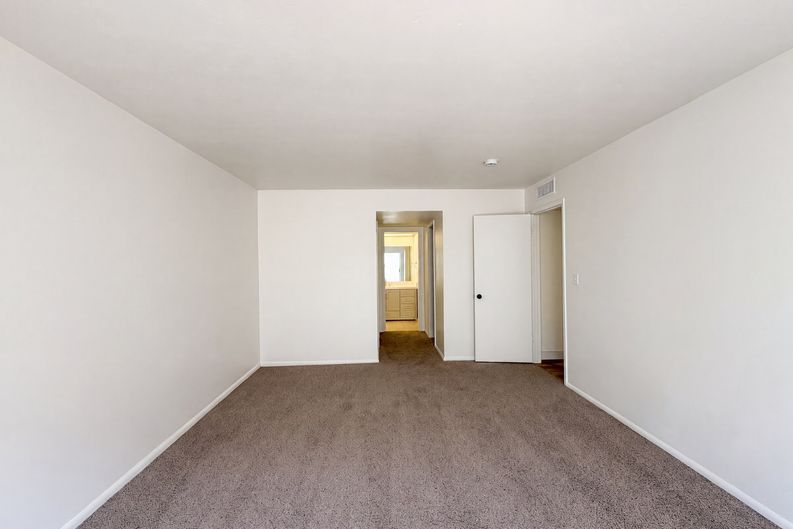 Photo 5 of 28 of 5341 N Questa Tierra Dr, Phoenix, AZ