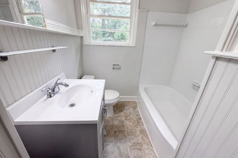 Photo 16 of 20 of 840 Decatur St, West Columbia, SC