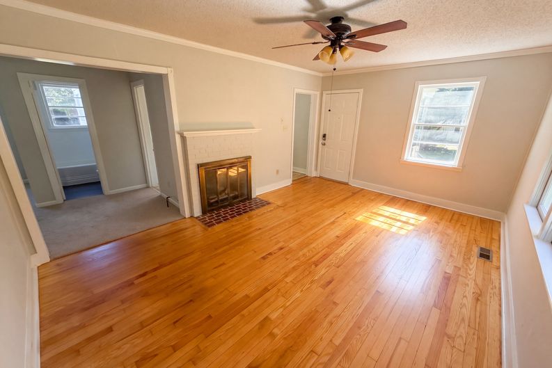 Photo 3 of 14 of 521 Grace Ave, Lancaster, SC