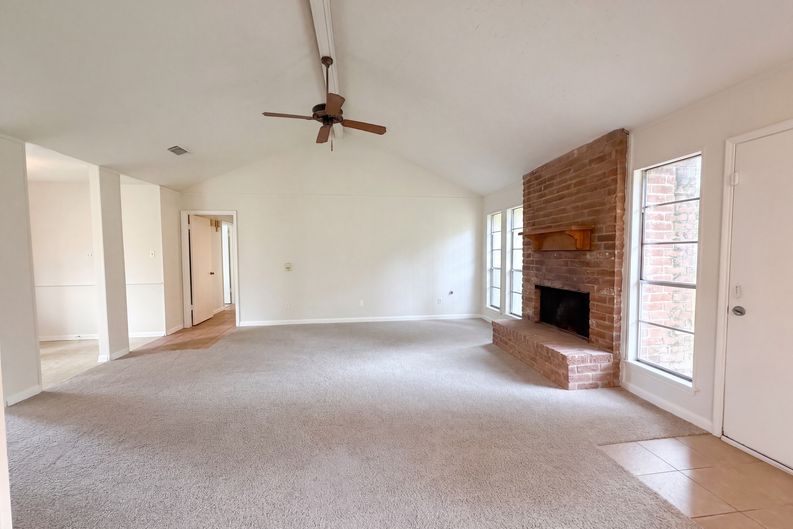 Photo 3 of 24 of 1411 Cherry Springs Ct, Missouri City, TX