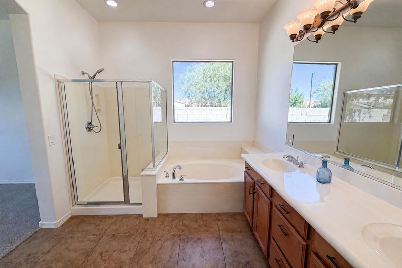 Photo 11 of 34 of 4615 W Powell Dr, New River, AZ