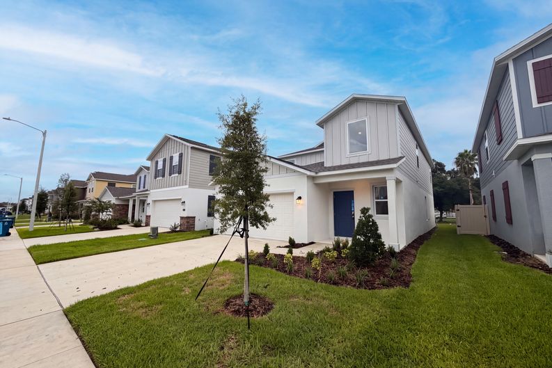 Photo 20 of 23 of 5420 Meadow Walk Dr, Davenport, FL
