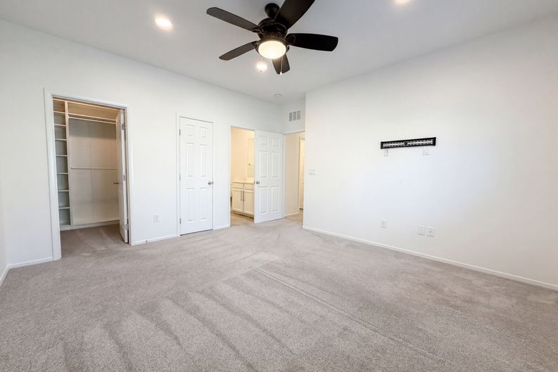 Photo 15 of 19 of 8457 Insignia Ave, Las Vegas, NV