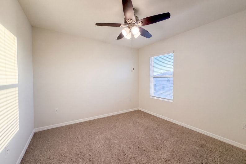 Photo 23 of 30 of 16805 Trite Bend St, Wimauma, FL