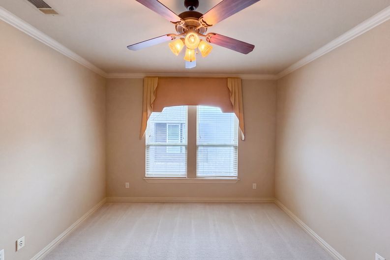 Photo 21 of 33 of 6113 Rock Dove Cir, Colleyville, TX