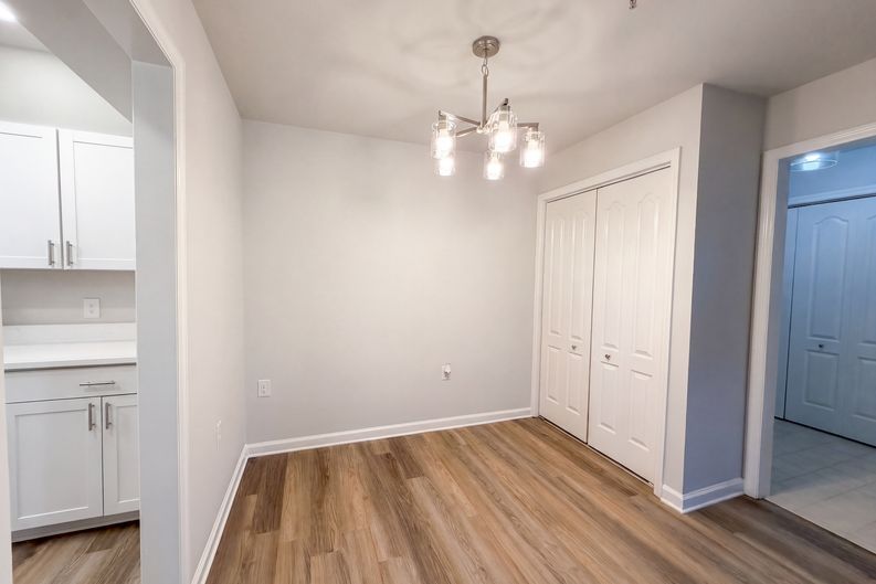 Photo 9 of 20 of 5025 Hillsboro Pike, Nashville, TN