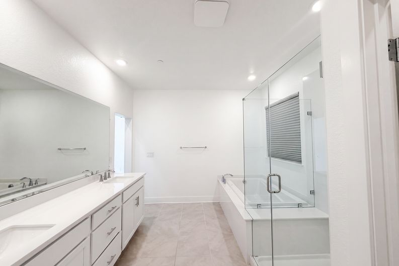 Photo 24 of 50 of 2743 Irish Meadow Way, Lathrop, CA