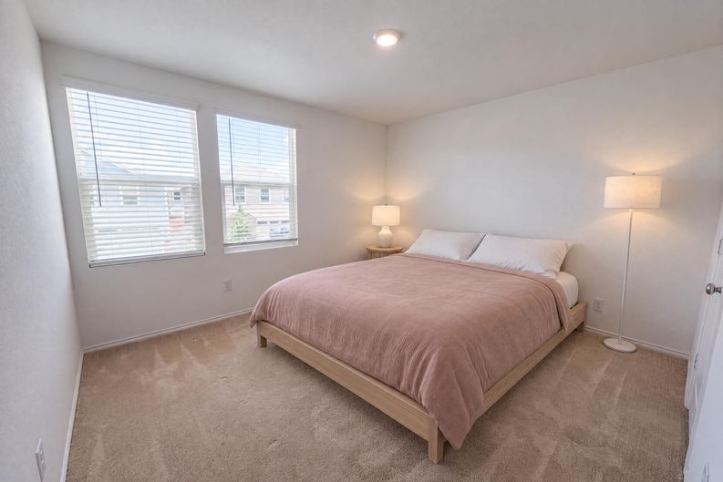 Photo 10 of 18 of 2972 Audles Ln, Dallas, TX