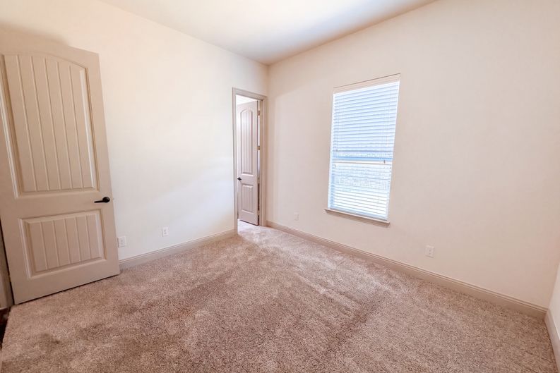 Photo 12 of 32 of 1502 Northwood Dr, Wylie, TX