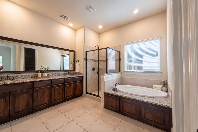 Photo 13 of 15 of 7913 Caddo Cv, McKinney, TX