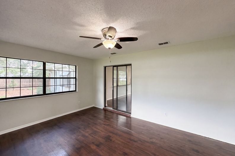 Photo 8 of 20 of 10510 SW 74th Ct, Ocala, FL
