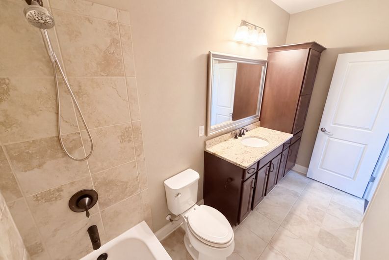 Photo 36 of 44 of 2256 Royal Vineyard Ln SE, Smyrna, GA