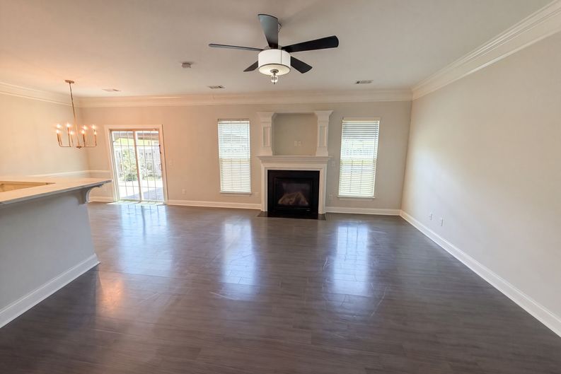 Photo 6 of 26 of 301 Cypresshill Ct, Simpsonville, SC