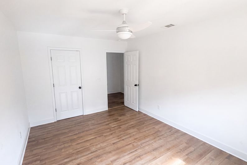 Photo 14 of 26 of 1625 Windsor Dr, Waycross, GA
