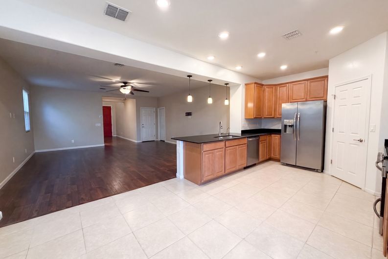 Photo 14 of 45 of 2551 N 212th Dr, Buckeye, AZ