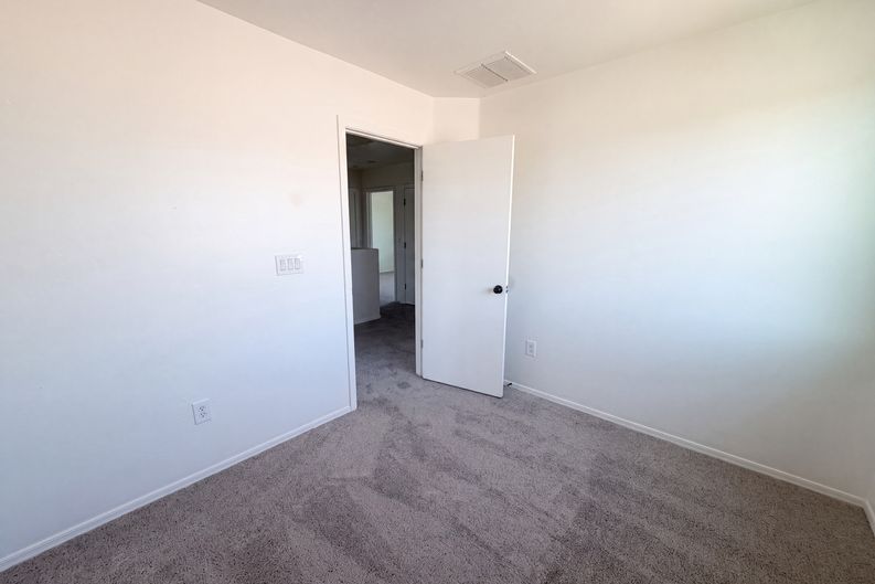 Photo 12 of 21 of 935 W Placita Canalito, Green Valley, AZ