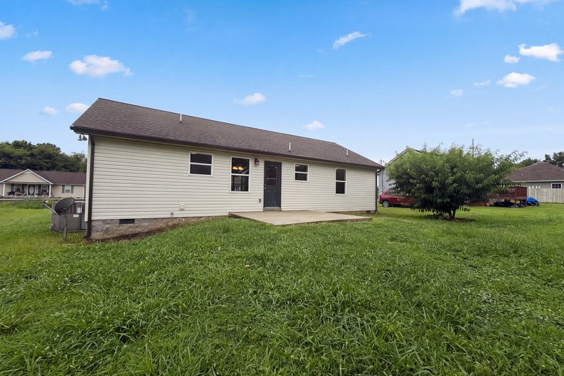 Photo 18 of 20 of 1115 Moreno Ln, Lewisburg, TN