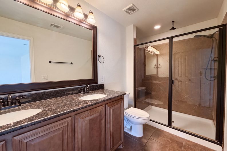 Photo 13 of 22 of 830 Graham Dr, Burleson, TX