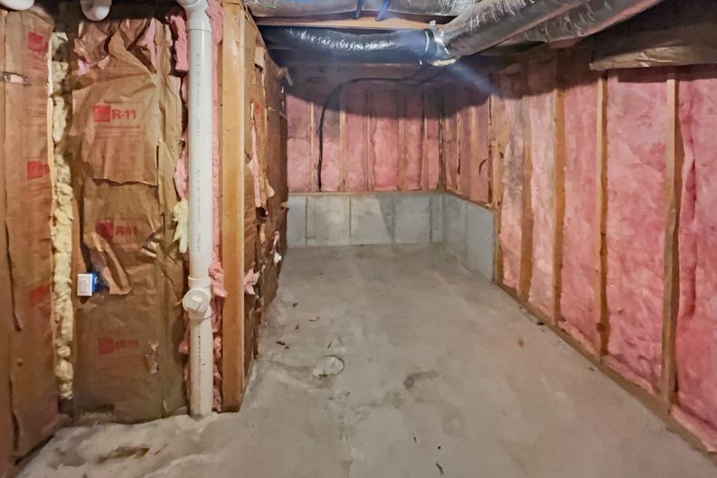 Photo 61 of 68 of 1370 Providence Dr, Lawrenceville, GA