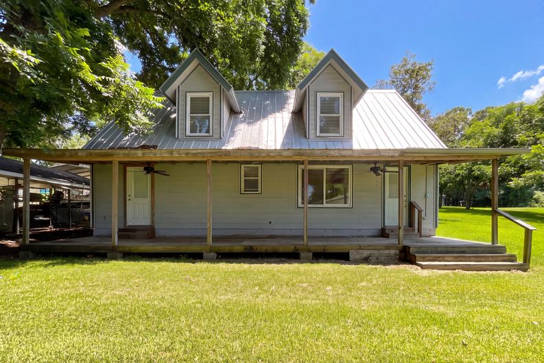 Photo 5 of 19 of 70 Rustling Oaks St, Coldspring, TX