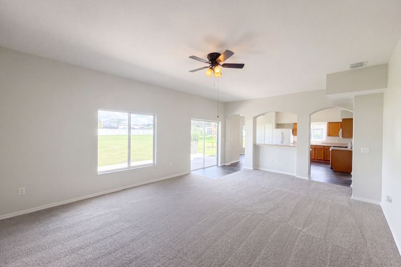 Photo 8 of 31 of 4920 Trinidad Dr, Land O Lakes, FL